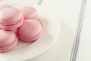 pink-macarons